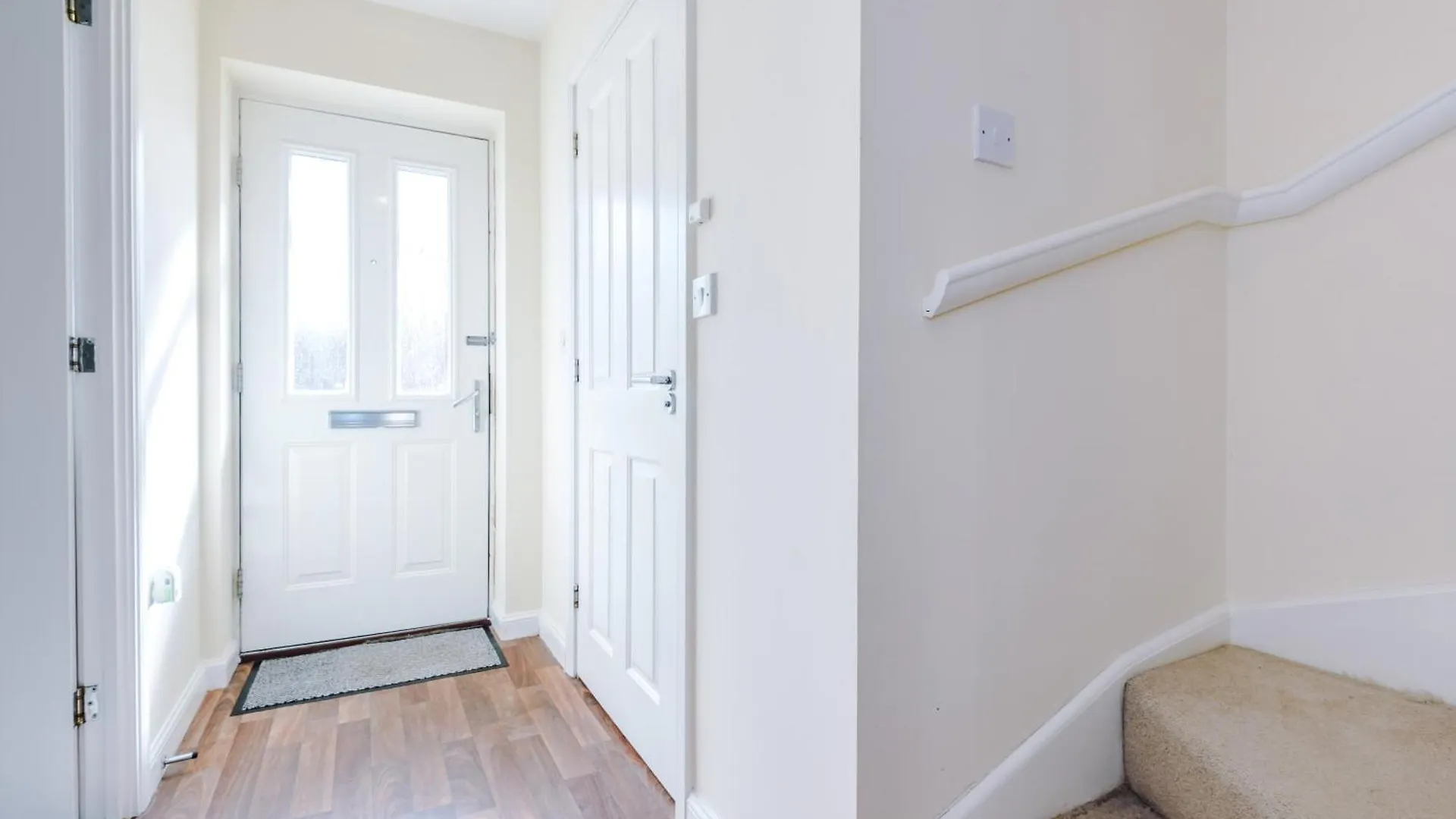 Modern Semi Detached In A Quiet Location, Driveway Parking Villa Ewloe United Kingdom
