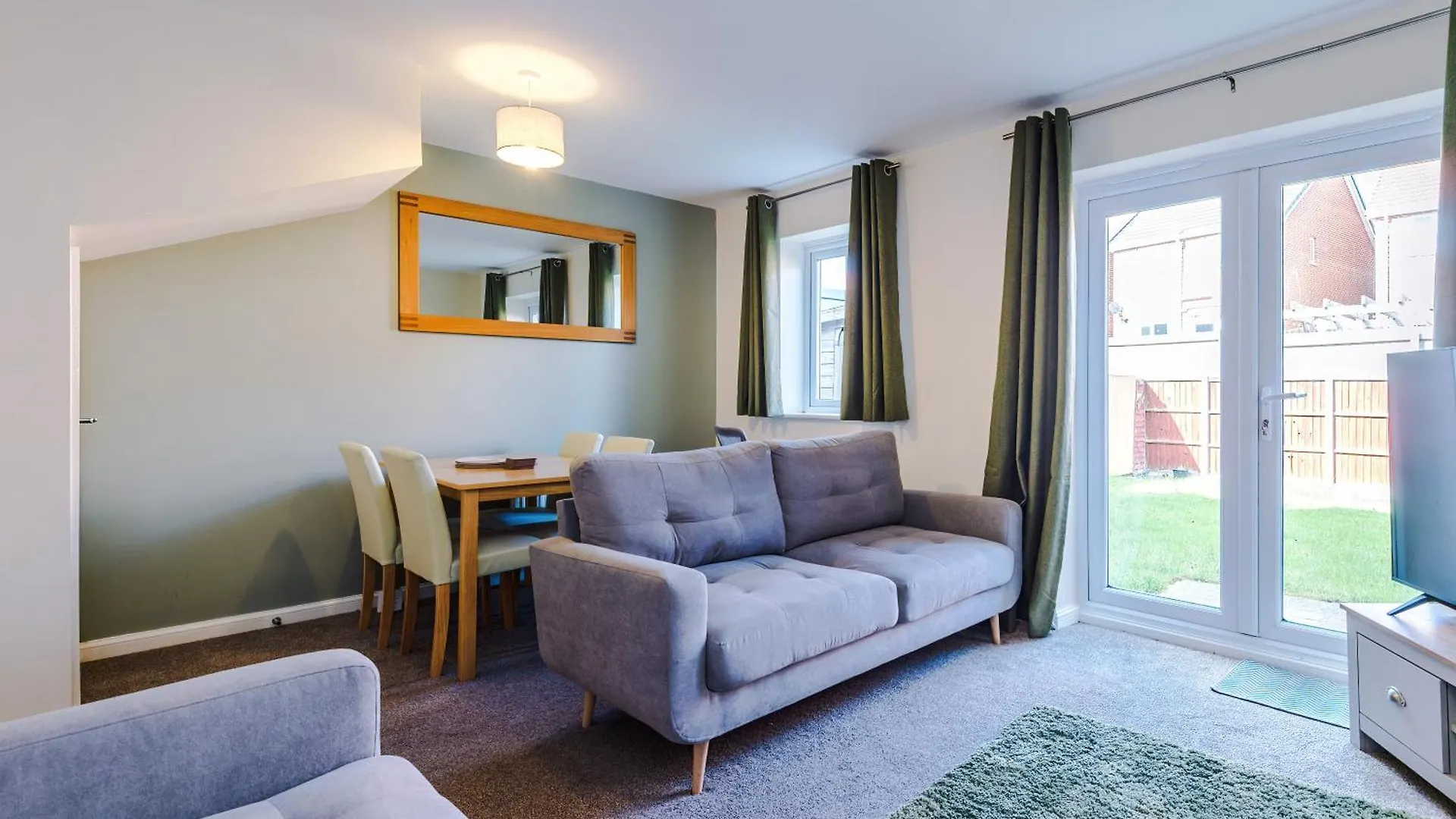 Modern Semi Detached In A Quiet Location, Driveway Parking Villa Ewloe 0*,  United Kingdom